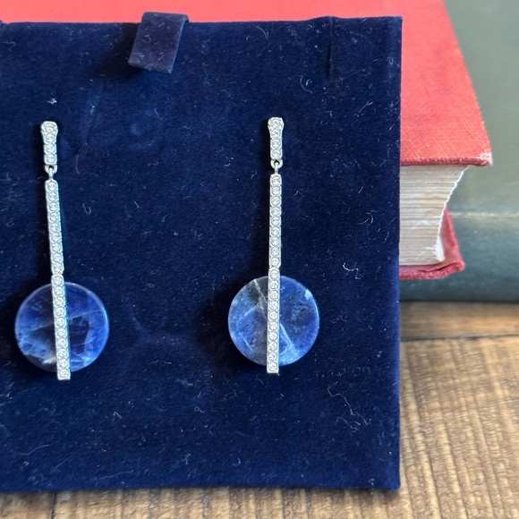 NWOT Blue & Silver Swarovski Disk Pierced Earrings White Rhodium-Plated - Picture 4 of 9